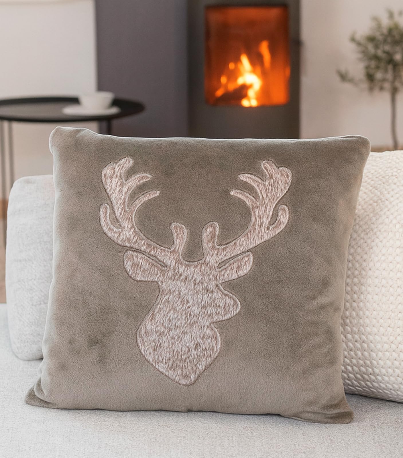 heimtexland Typ903 Kissen Hirsch 45x45 cm Taupe gefüllt