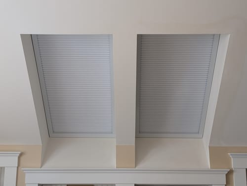 SmartWings Hazel Dachfenster Wabenplissee motorisiert