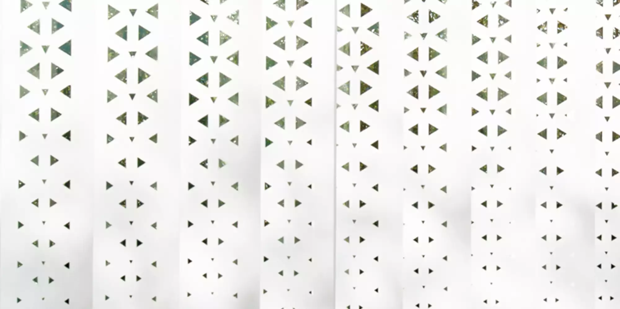 Création Baumann Laser Lace V Lamelle Spitze