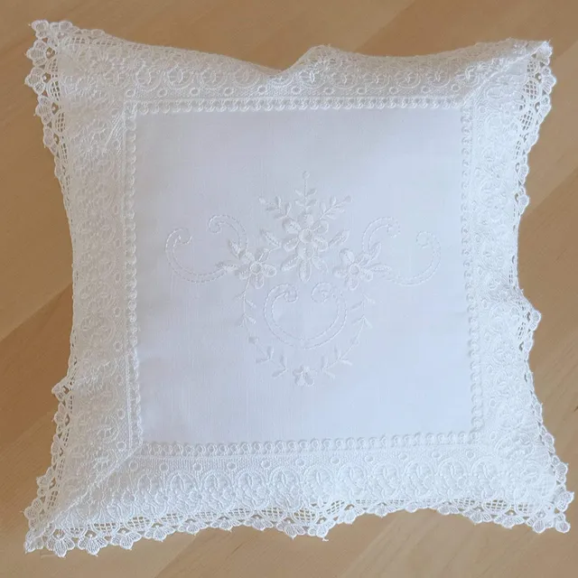 heimtexland Typ525 Kissenhülle 40x40 cm weiß Macramé-Spitze