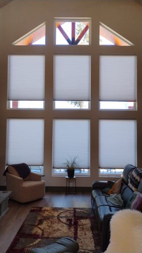 SmartWings Home Nowa Elektro Wabenplissee lichtdurchlässig
