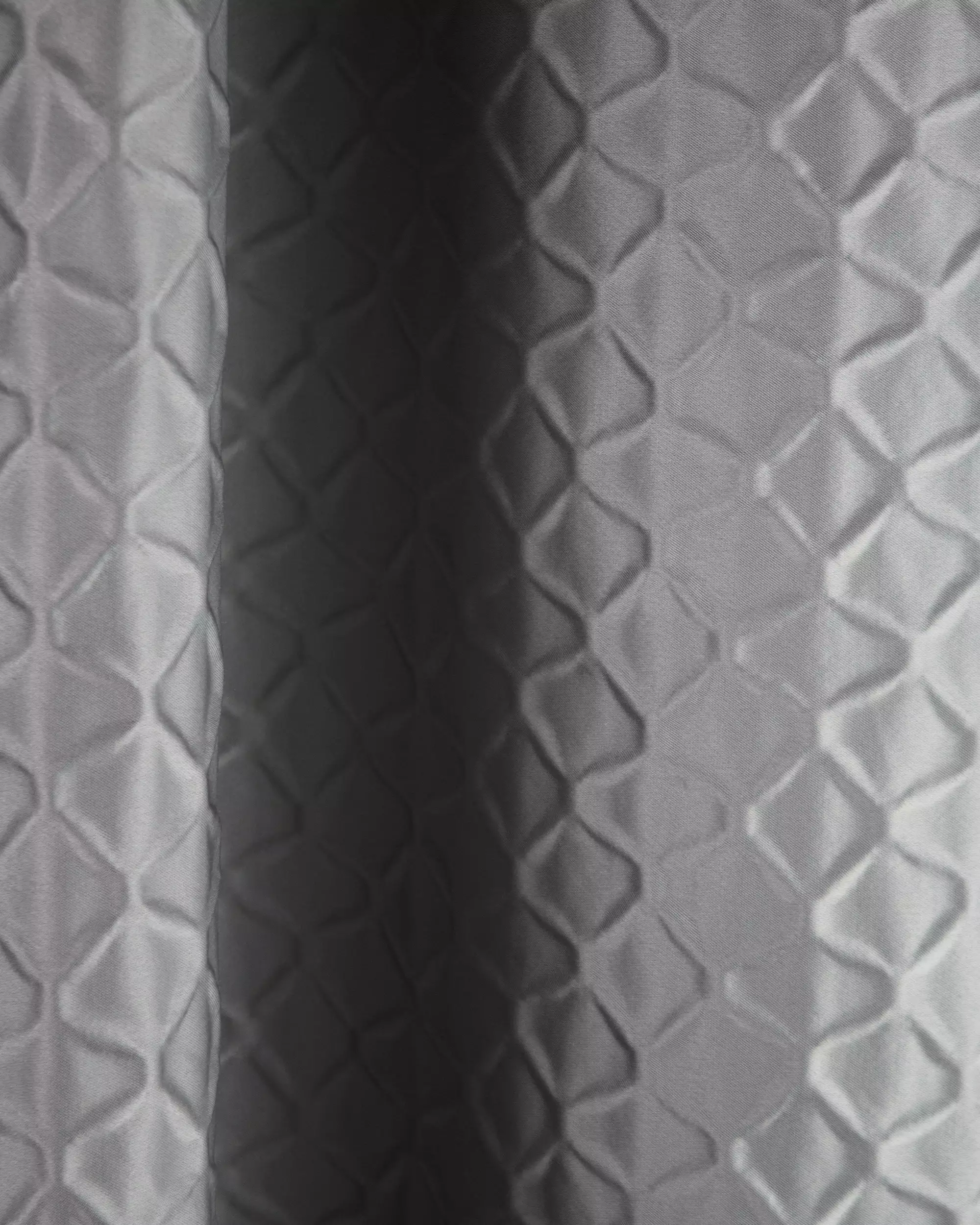 Création Baumann Zita Vorhangstoff Trevira CS Jacquard
