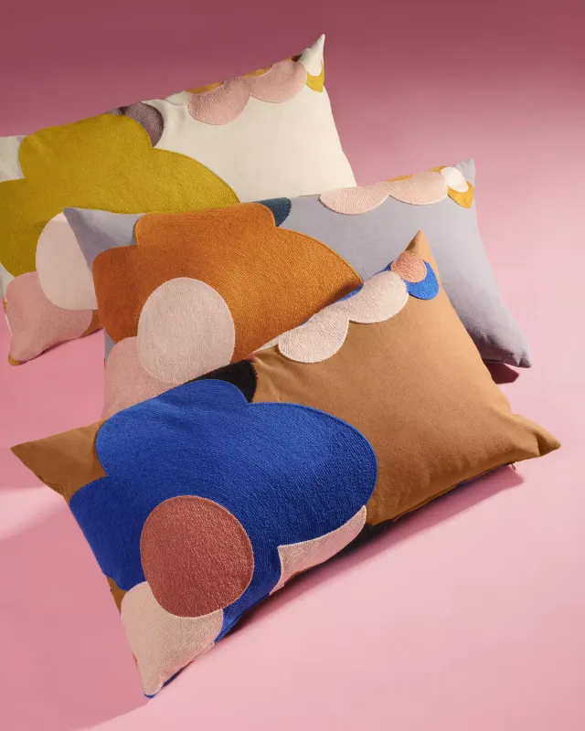 Création Baumann Joy Kissen floral bestickt Halbleinen