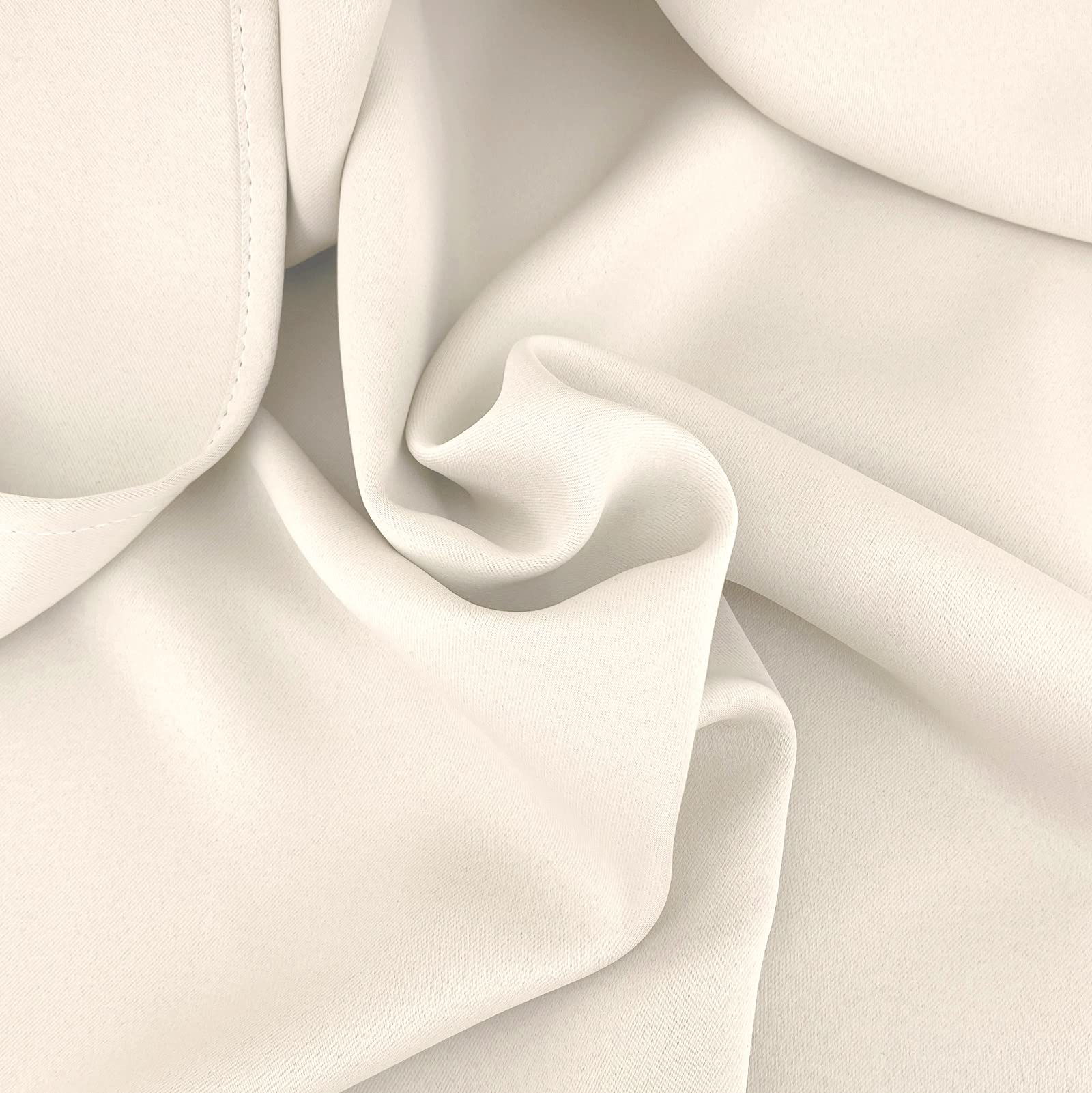 heimtexland Typ139 Ösenschal Verdunkelungsgardine 245x275 cm creme